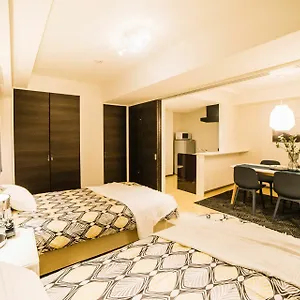 Apartment Universal Haneda, Tokyo